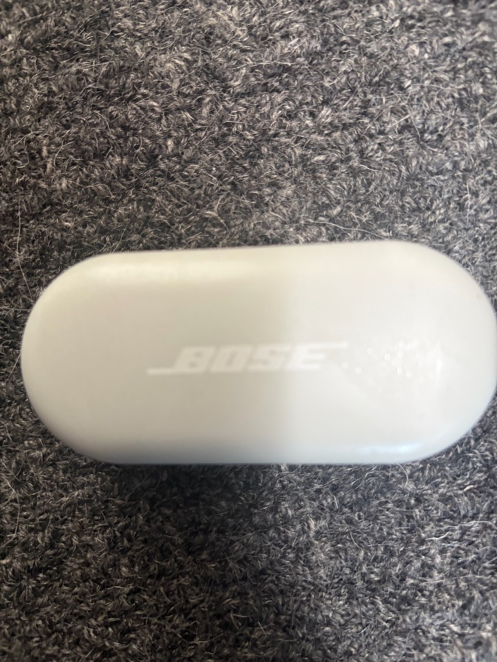 Bose White Compact Earbud Charging Case